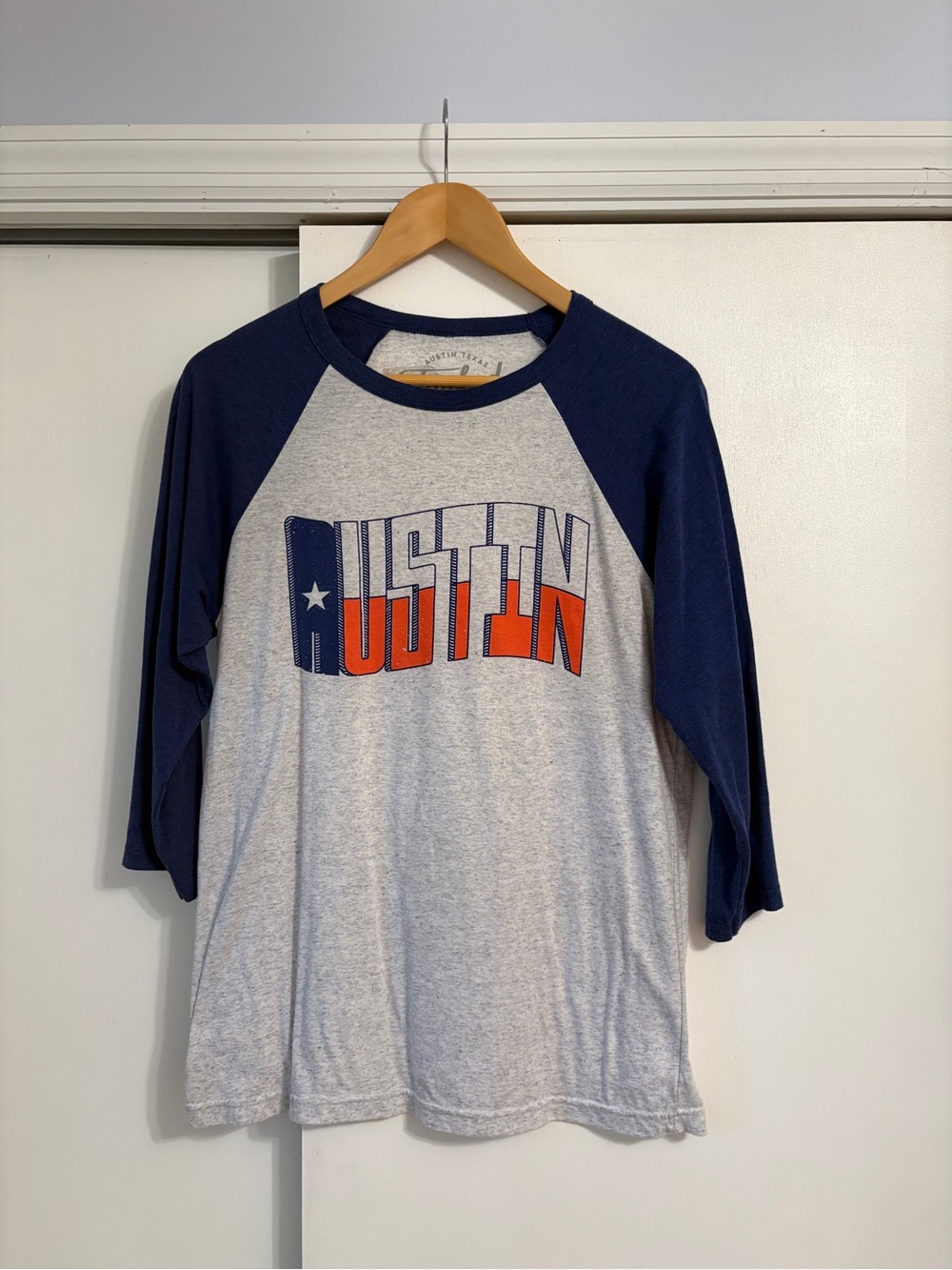 Austin Graphic Raglan Baseball Tee - Blue/Gray